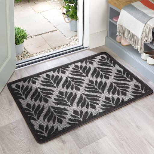 Leaf-Silver-_-Charcoal-Mat-67x100-Lifestyle_01_2048x.jpg