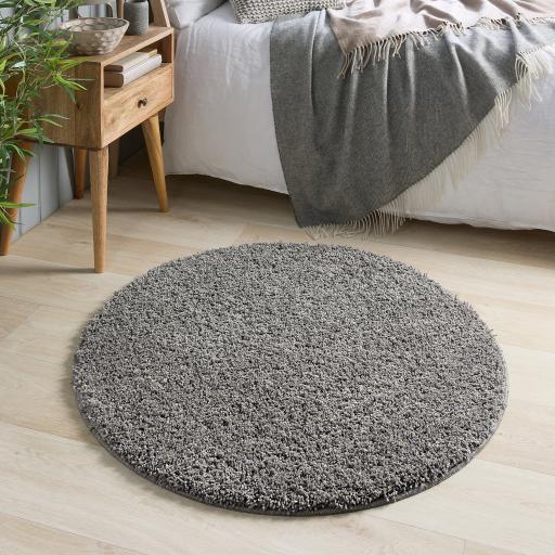 GreyFleckL1circle_2048x.jpg
