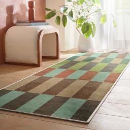 Modular-Stripe-Earth-Runner-Lifestyle_01_406d810e-a3f8-4efd-9e9b-13a5dbb6a43e_2048x.jpg