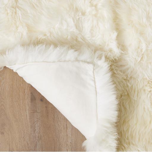 Sheepskin corner fold.jpg