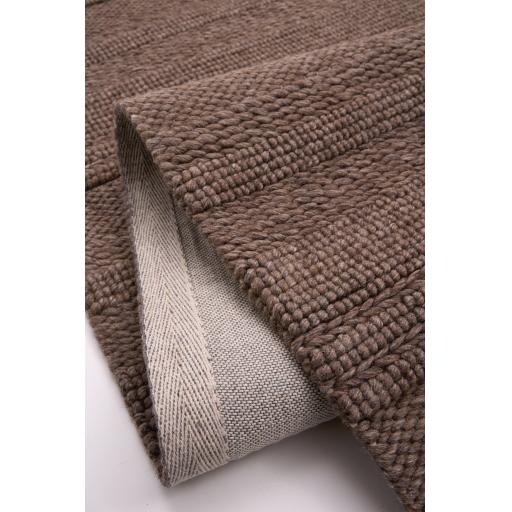 Chunky Knit Brown D_03.jpg
