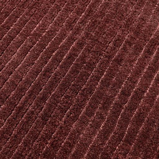 rowan_maroon_4.jpg