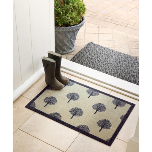 Trees Mat L_02.jpg
