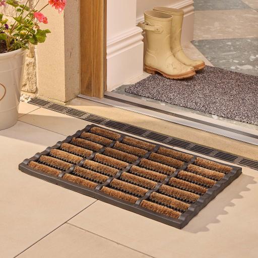Outdoor Coir Mud Dirt Scraper Mat Doormat with Eco-Friendly Latex Backing in Natural Black 40 x 60 cm