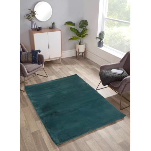 Luxe Faux Fur Plain Super Soft Shaggy Rug in Forest Green