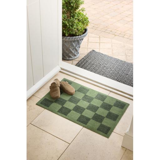 Checkerboard Green Mat 50x75 L_02.jpg