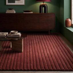 linie_burgundy_ls_sq.jpg